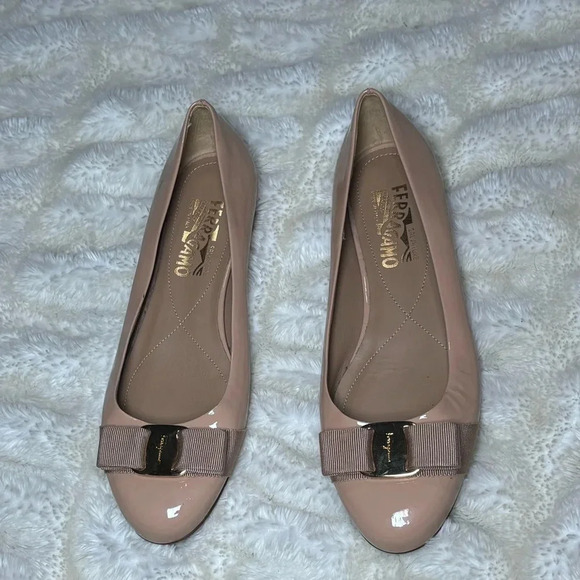 SALVATORE FERRAGAMO Varina Patent Leather Ballet Flats - Picture 3 of 11
